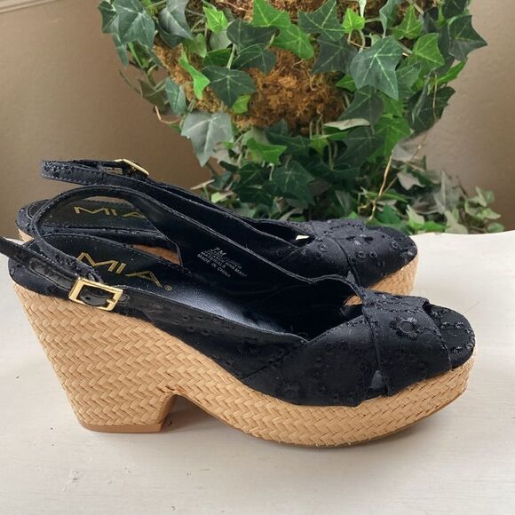 Mia Black Embroiled Floral Peep Toe Platform Raffia Espadrille Sandals Size 7M - Picture 7 of 15